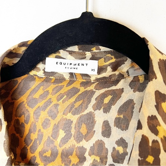 Equipment Femme Lynn Contrast Magic Silk Blouse XS Leopard Print - Picture 5 of 5